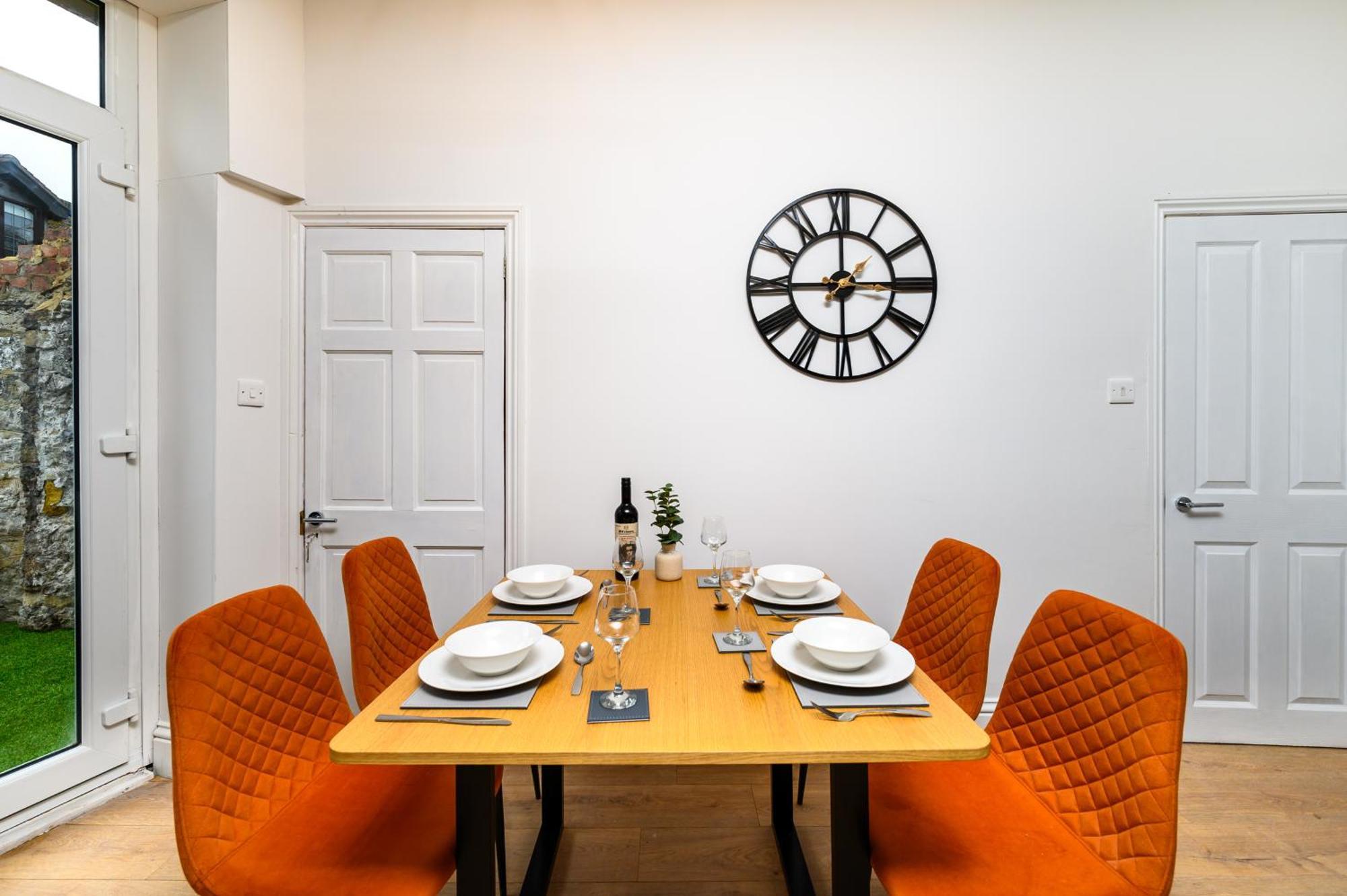 הוילה בקסטון Stunning House Sleeps 7 - Parking מראה חיצוני תמונה